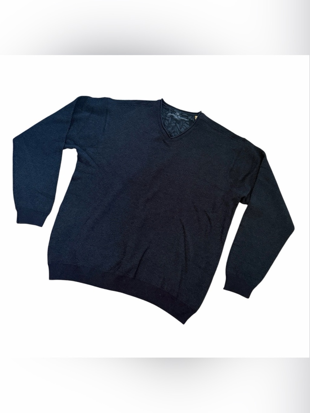 Tommy Bahama Men's Navy Blue V-Neck Sweater
